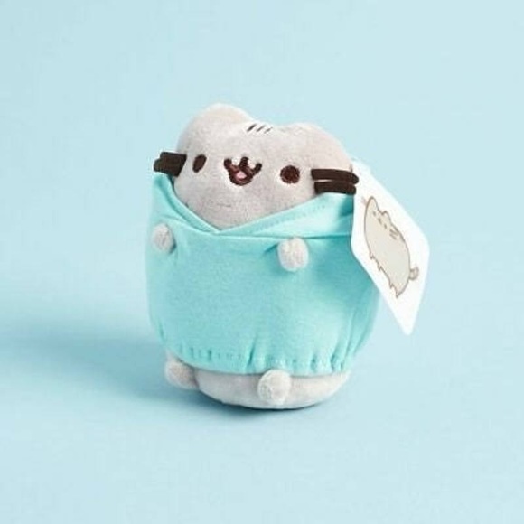 Pusheen Other - NWT Pusheen Hoodie Plush